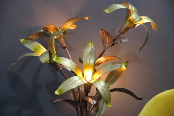 Attractive Metal Decorative Flower With LED | Amazing Flower Decor for your Home & Office Decor