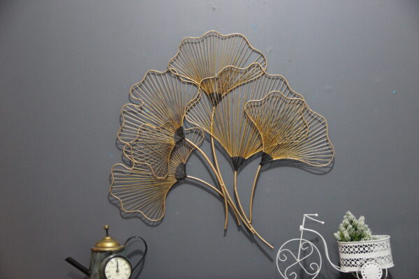 Exclusive Metal Zingo Leaf Wall Art | Flower Wall Decor to Enhance the Look of your Home & Office
