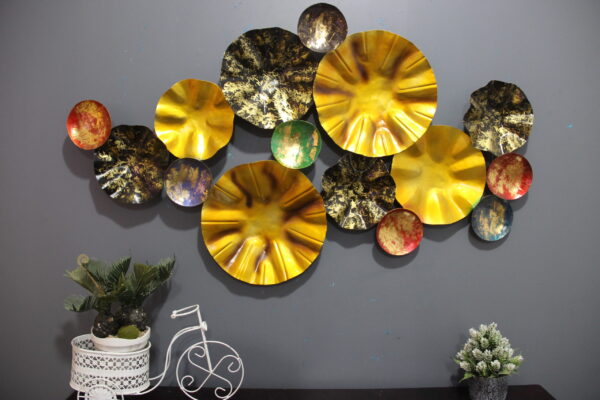 Amazing Metal Multicolour Wall Art Decor to Enhance the Look of your Home & Office