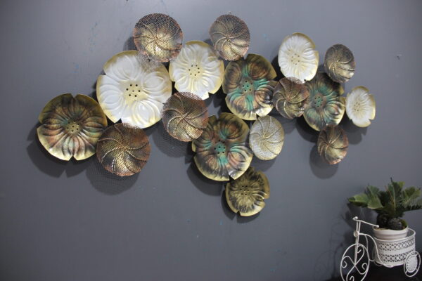 Metal Wall Art With Fascinating Look
