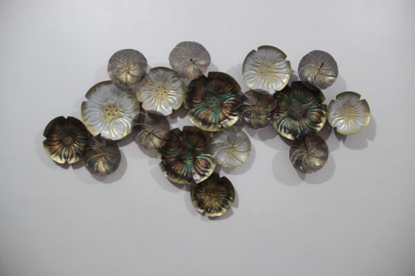 Metal Wall Art With Fascinating Look