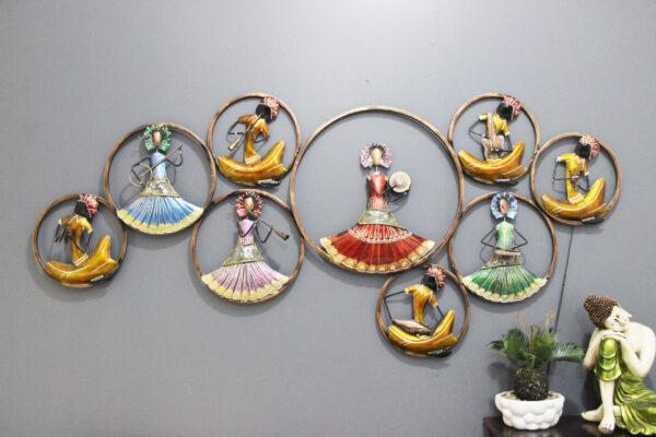 Metal Ring Doll With LED